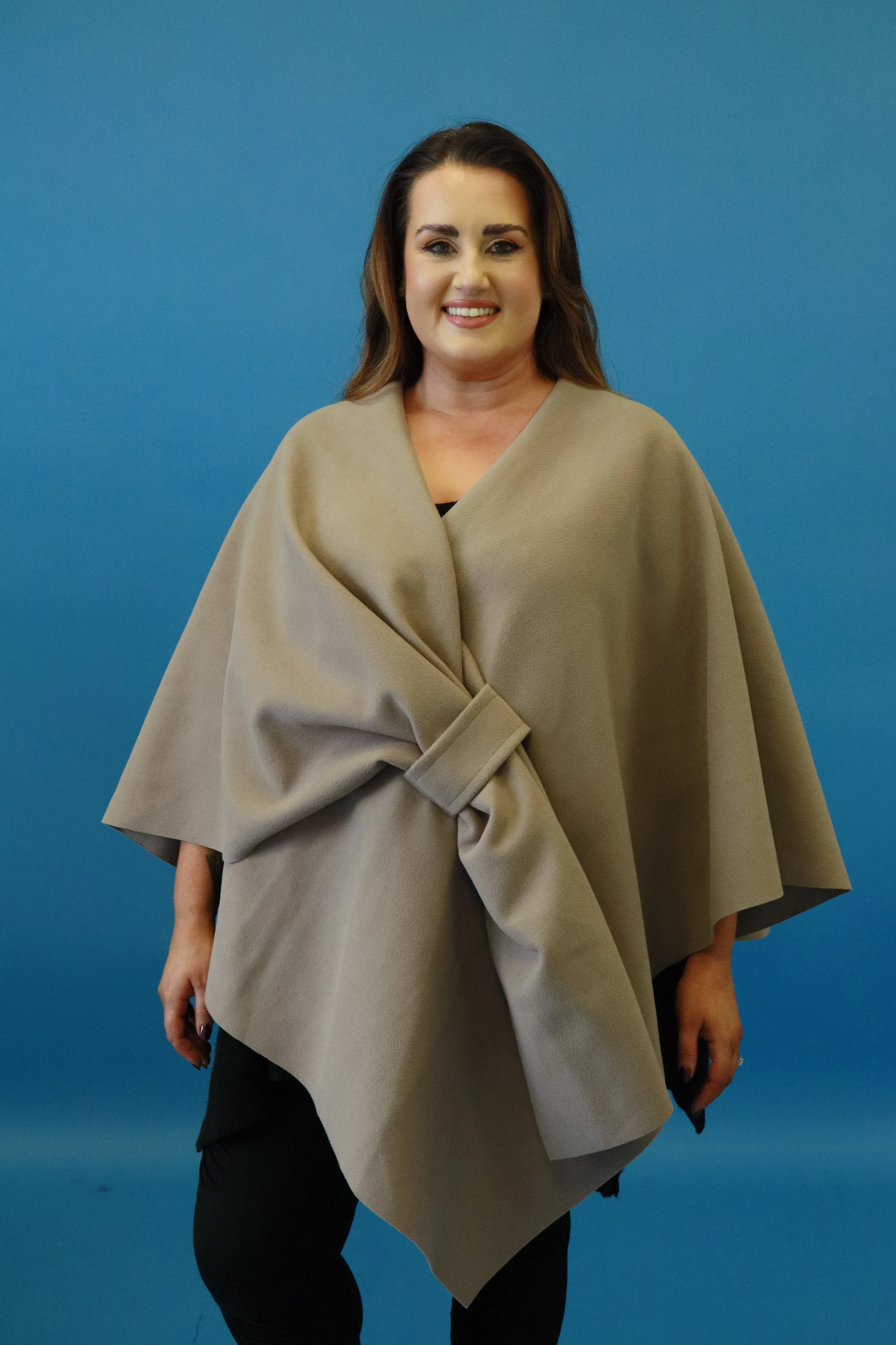 Ally Cape in Beige