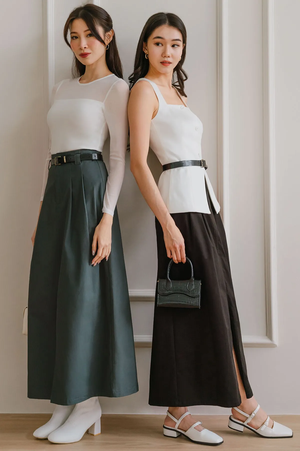 Belted Terrain Skirt (Teal-Grey)