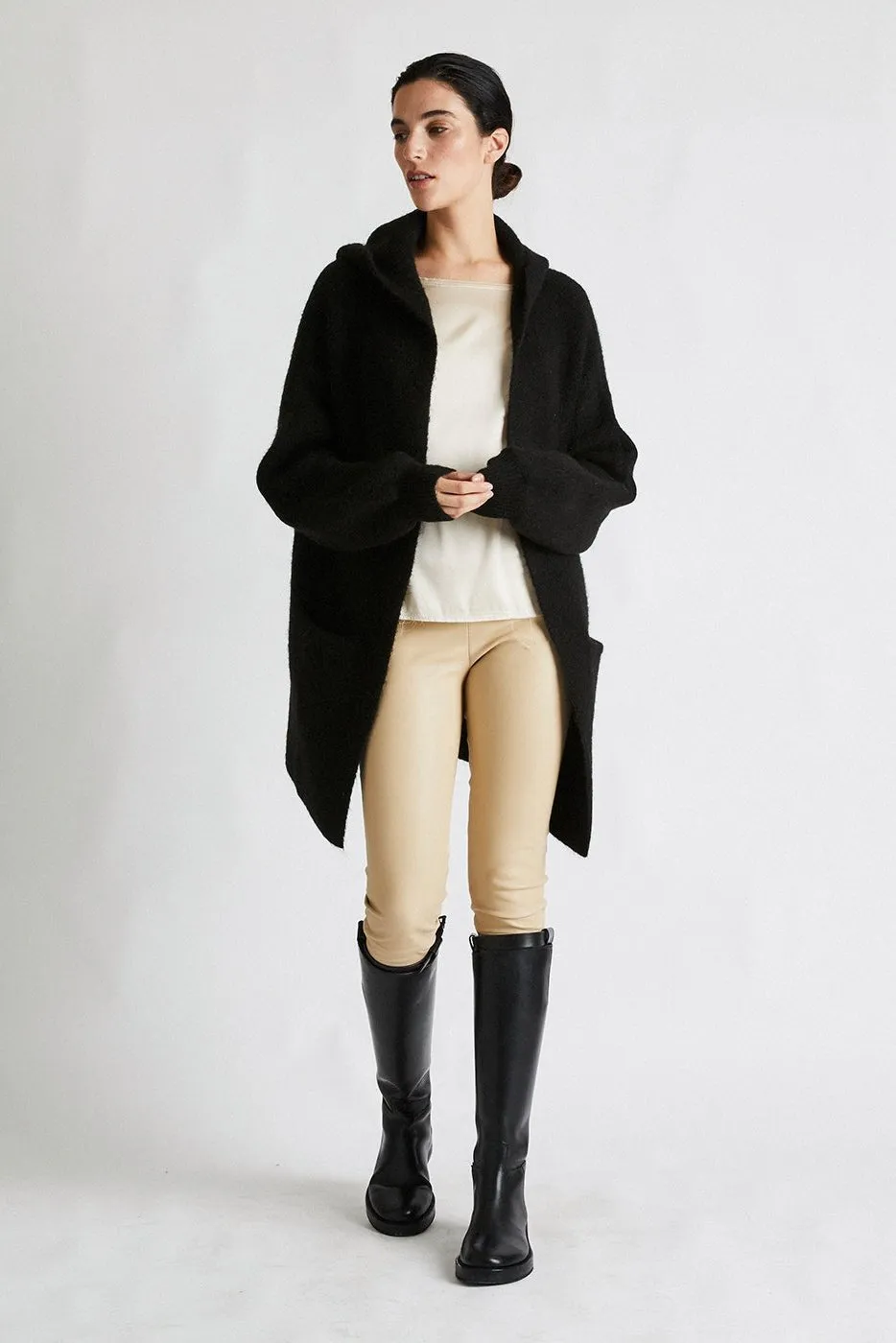   Beryll Cashmere Cropped Coat | Black