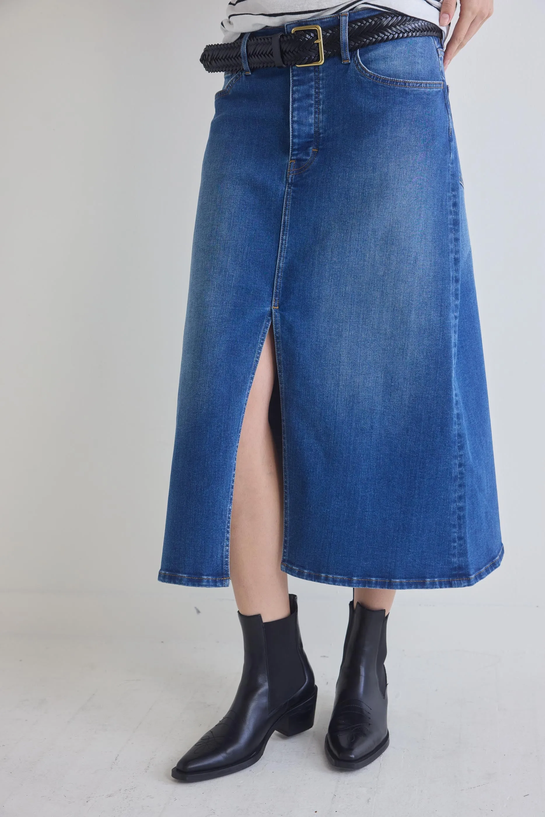 The 90's Denim Midi Skirt