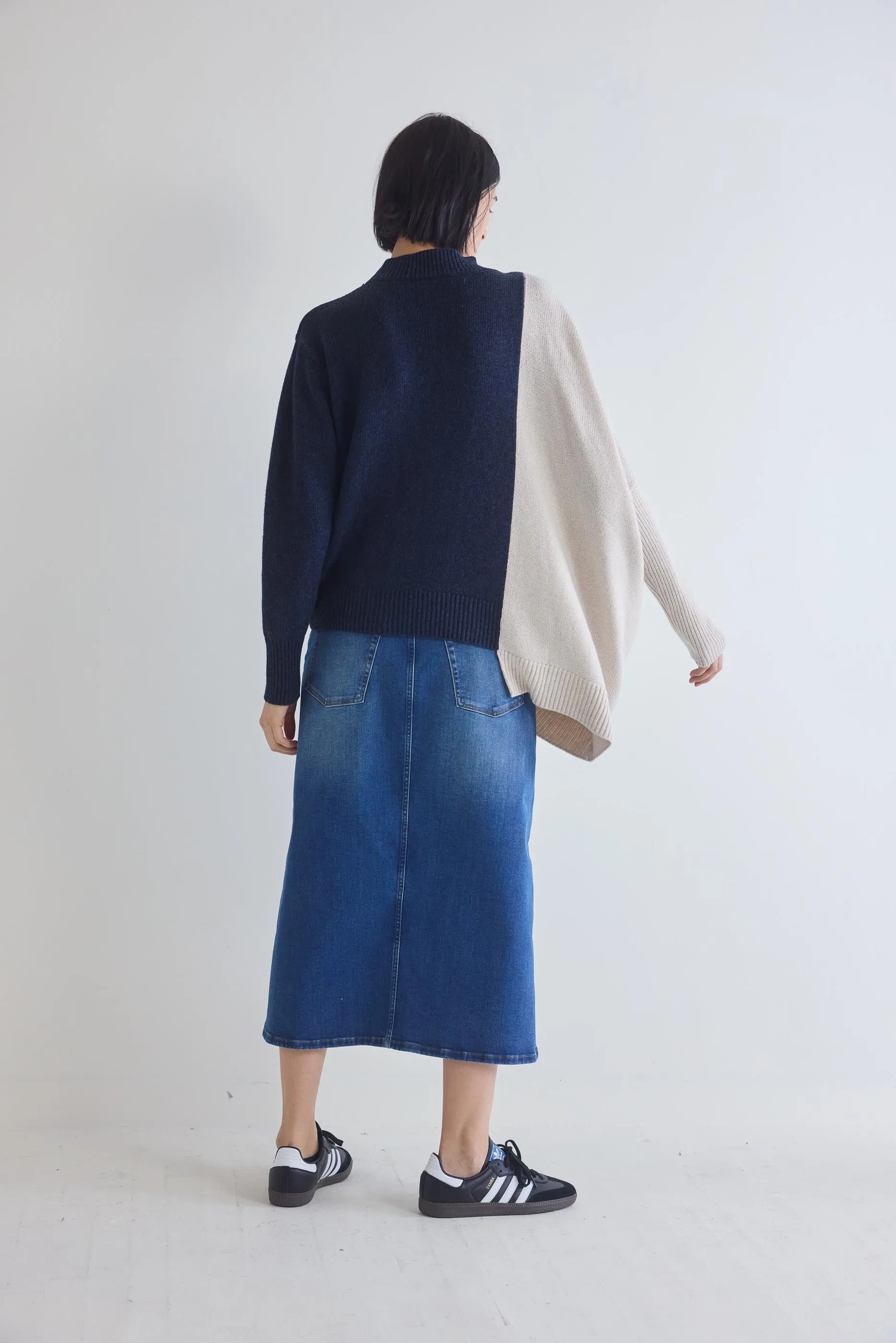 The 90's Denim Midi Skirt